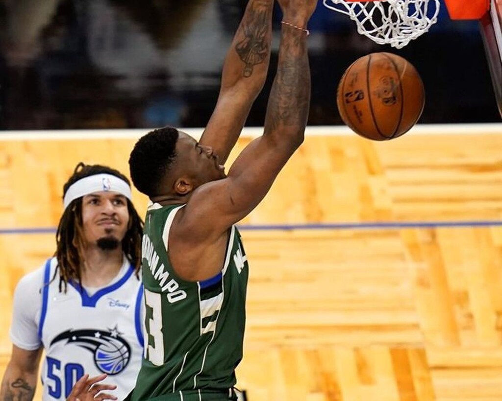 NBA: Επιστροφή στις νίκες με περίπατο για Μπακς (photos+video)