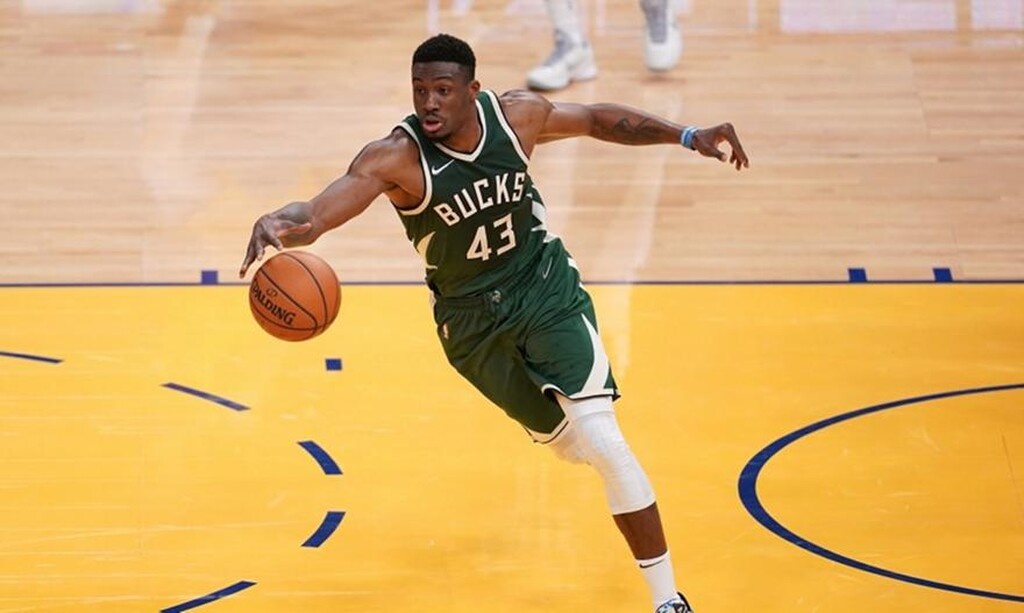 NBA: Επιστροφή στις νίκες με περίπατο για Μπακς (photos+video)