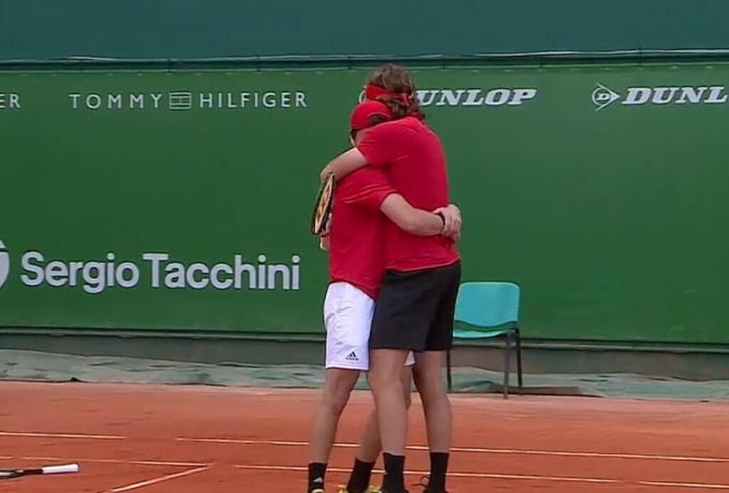 Monte Carlo Masters: Έξαλλος ο Τσιτσιπάς - Απίστευτη επίθεση στο διαιτητή (video)