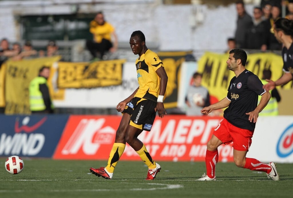 Όταν άσος της Παρί έβαζε γκολ στη Super League με τη φανέλα του Άρη (photos+video)