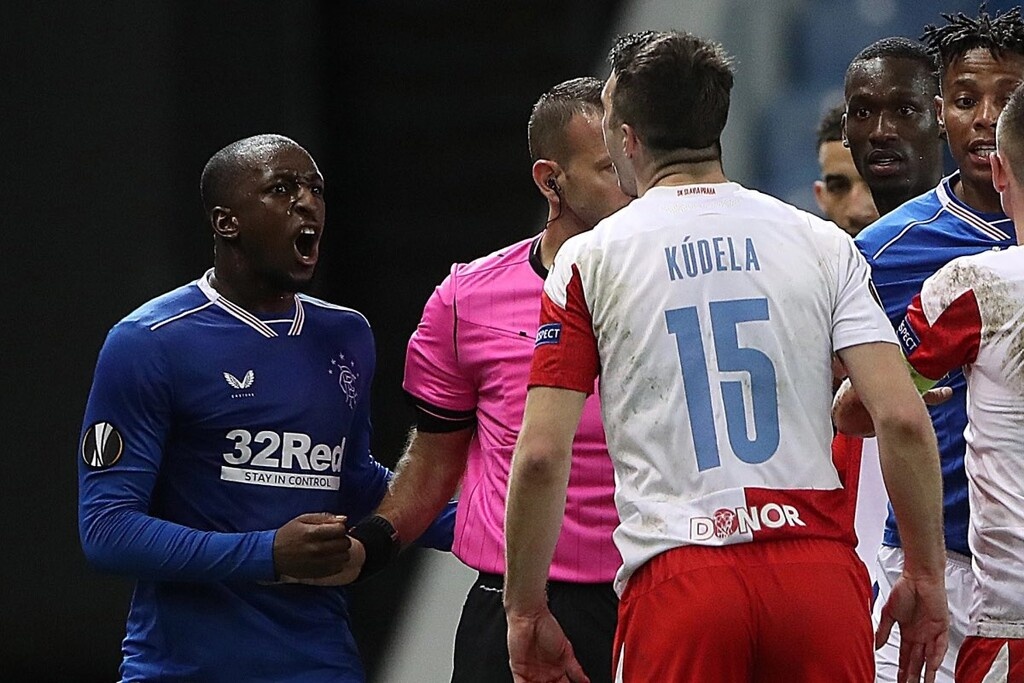 Ορατός κίνδυνος φυλάκισης για Κούντελα! (Photos)