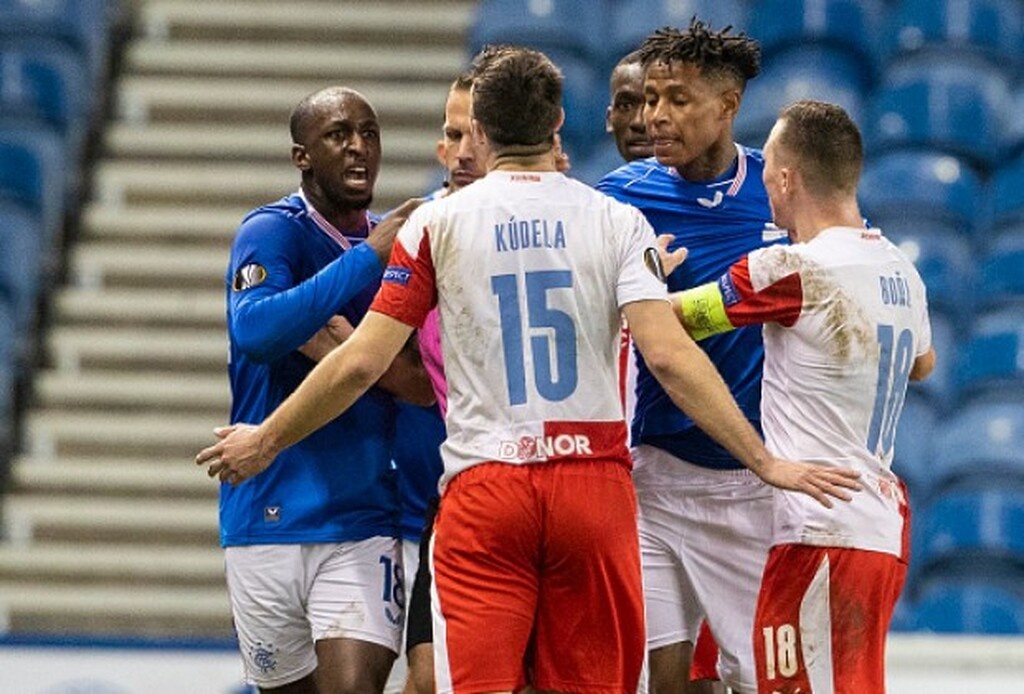 Ορατός κίνδυνος φυλάκισης για Κούντελα! (Photos)