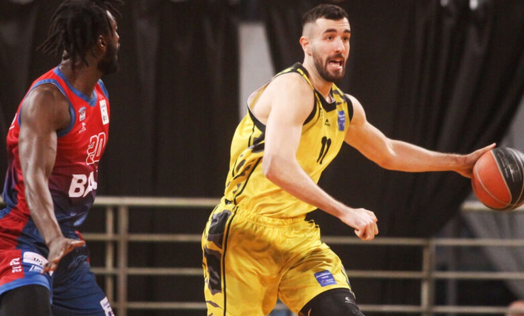 Γαλλία καλεί Κουζέλογλου