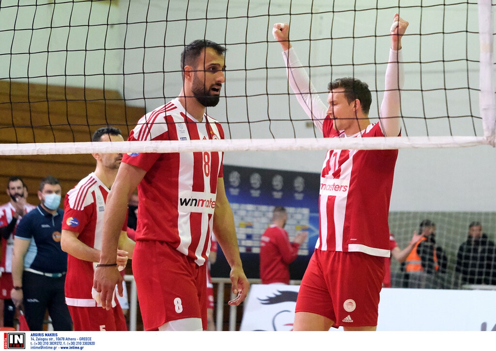 League Cup: Εκτός τελικού δια χειρός του Φοίνικα Σύρου ο Ολυμπιακός (videos+photos)