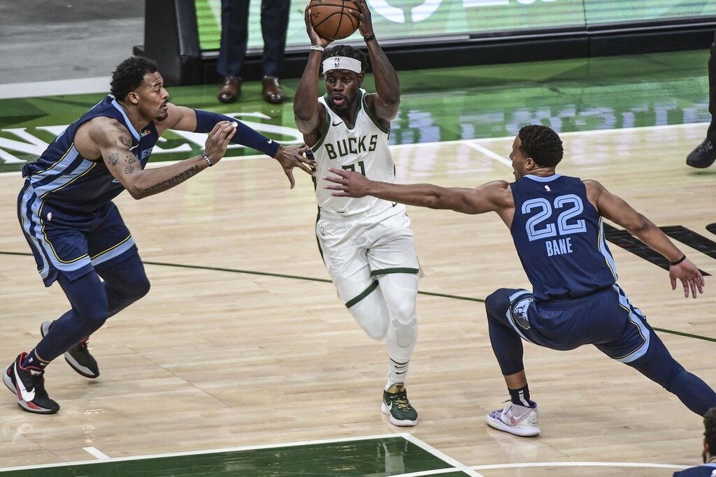 NBA: Δεν έφτανε ο Γιάννης για Μπακς (photos+video)