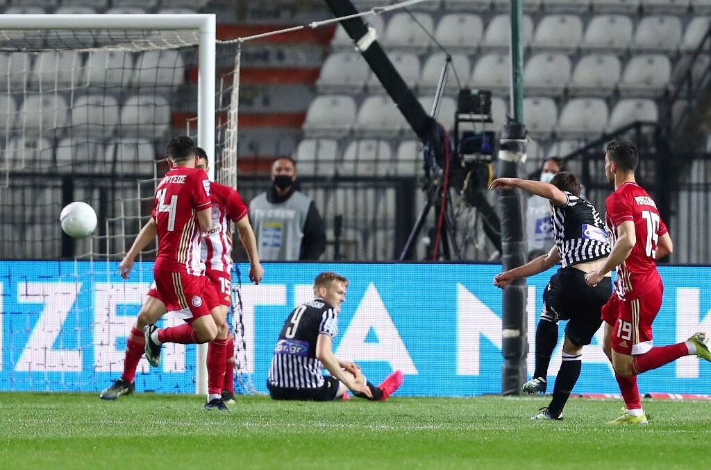 ΠΑΟΚ-Ολυμπιακός 2-0: Το «ασπρόμαυρο» πάρτι με Ζίβκοβιτς (photos+video)