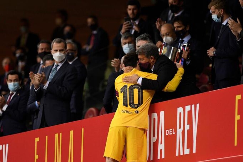 Μπαρτσελόνα: Ο πανευτυχής Κούμαν και η... ατάκα για Μέσι (photos)