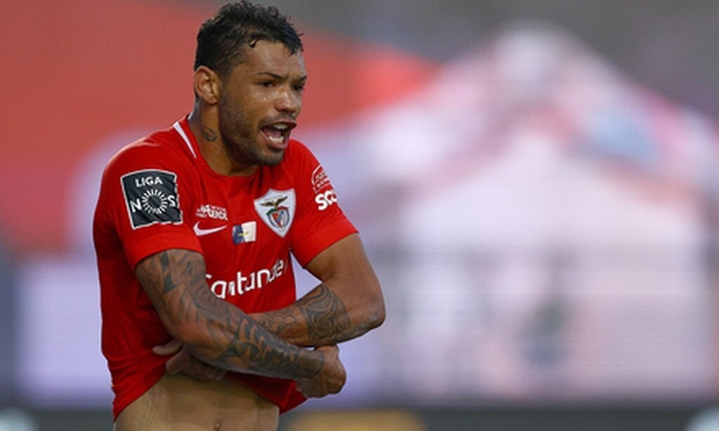 Ολυμπιακός: Δυνατά για Τζούνιορ Κάρλος (photos+video)