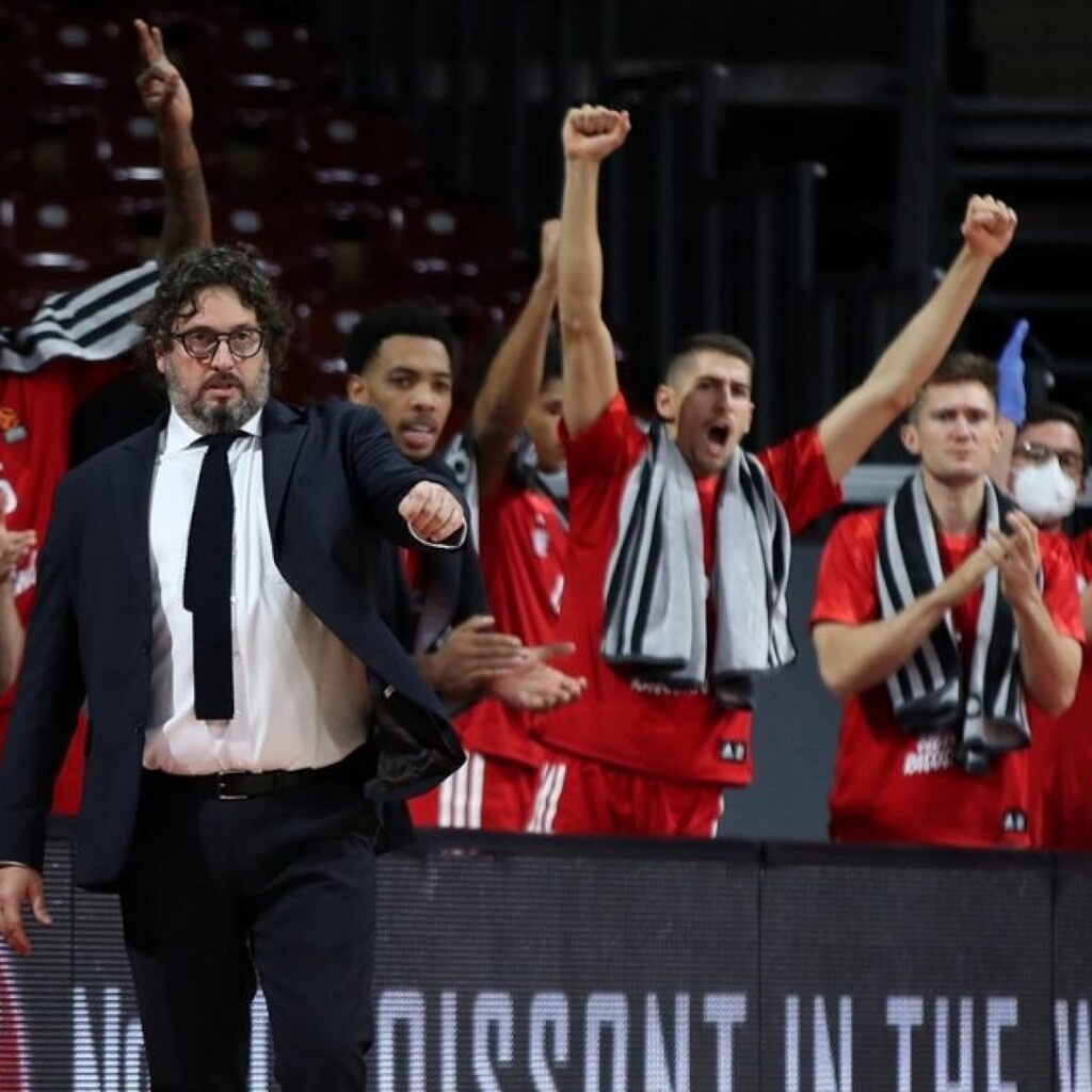 Μπάγερν Μονάχου: Η... τιμή του Τρινκιέρι και οι ατάκες για την Αρμάνι