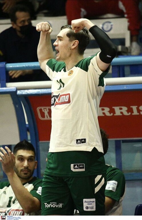 Επικό tweet του Χεζόνια στα ελληνικά (photo)