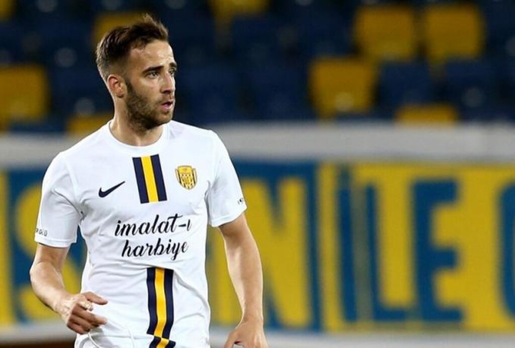 ΑΕΚ: Ειλημμένη απόφαση για δεξί μπακ - Ψηλά Έλληνας διεθνής (photos)