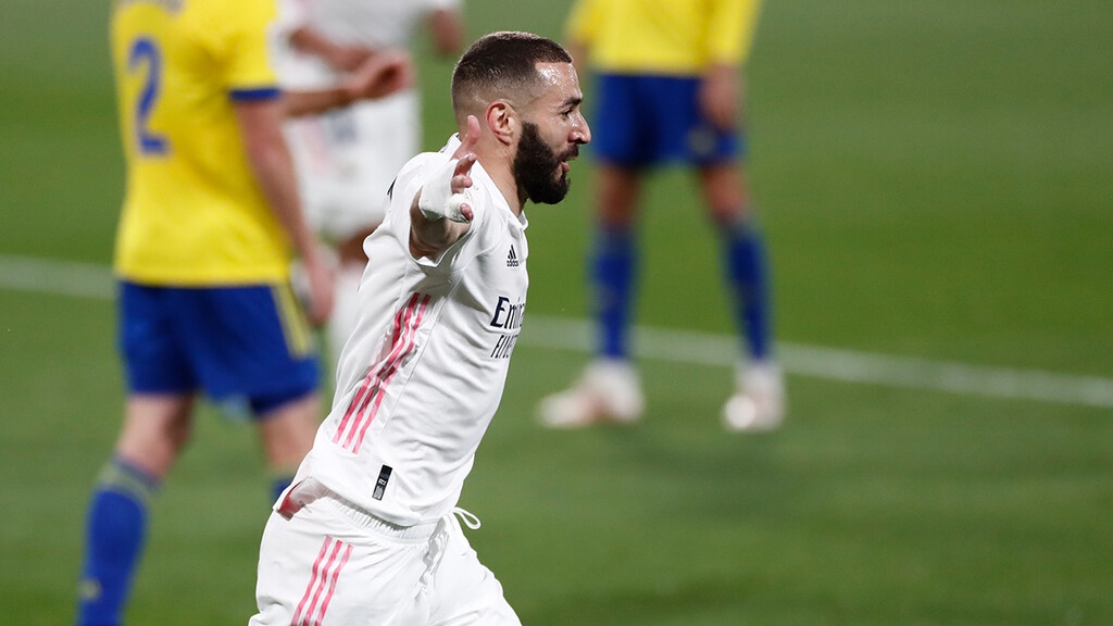 La Liga: Εύκολα την Κάντιθ κι «έπιασε» κορυφή η Ρεάλ! (Videos+Photos)