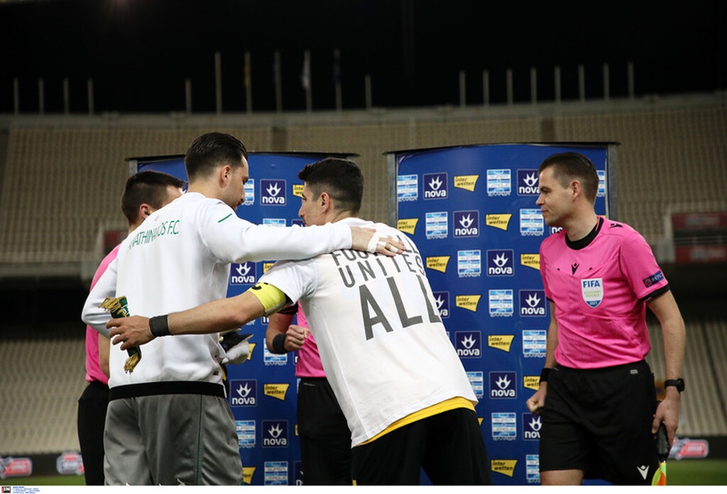ΑΕΚ-Παναθηναϊκός: Μήνυμα για την European Super League - Tα μπλουζάκια των παικτών της Ένωσης
