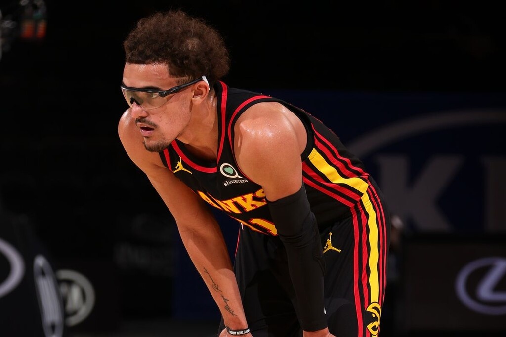 NBA: Αγωνία στους Χοκς για Γιανγκ (photos+video)