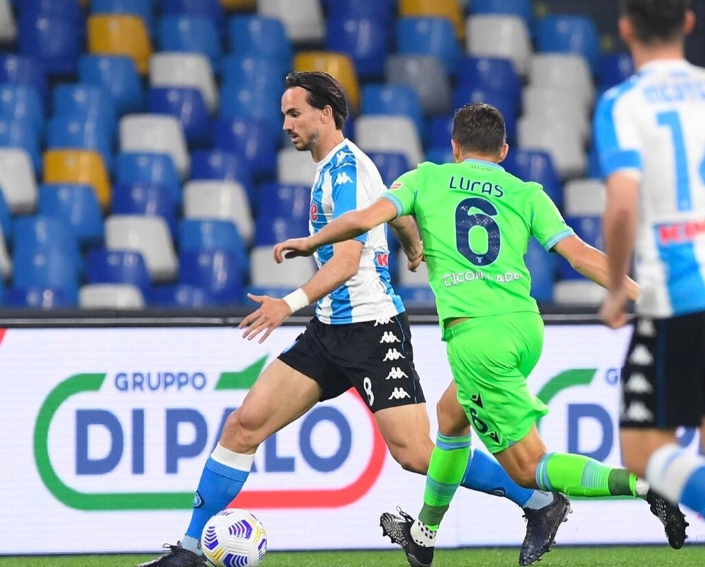 Serie A: «Καθάρισε» με πεντάρα τη Λάτσιο η Νάπολι, χαμός για το… σεντόνι! (Videos+Photos)