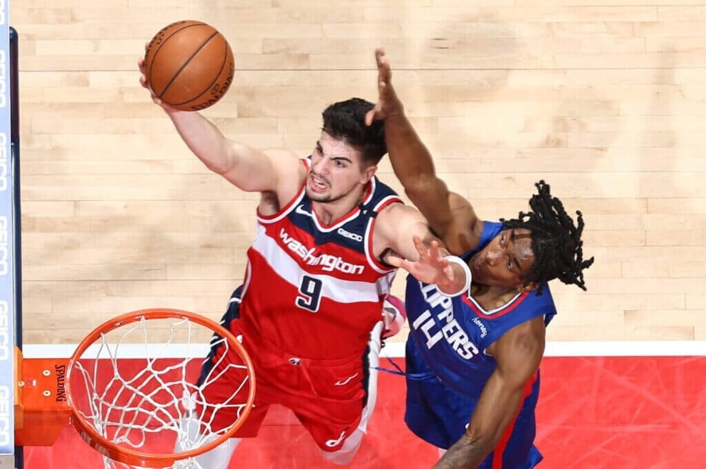 NBA: Πλήγμα με Αβντίγια - Χάνει τη σεζόν (video+photos)