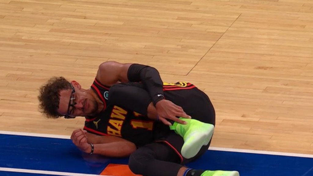 NBA: Αγωνία στους Χοκς για Γιανγκ (photos+video)