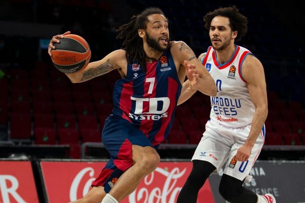 «Βόμβα» με Χένρι - Στο στόχαστρο ομάδας του NBA