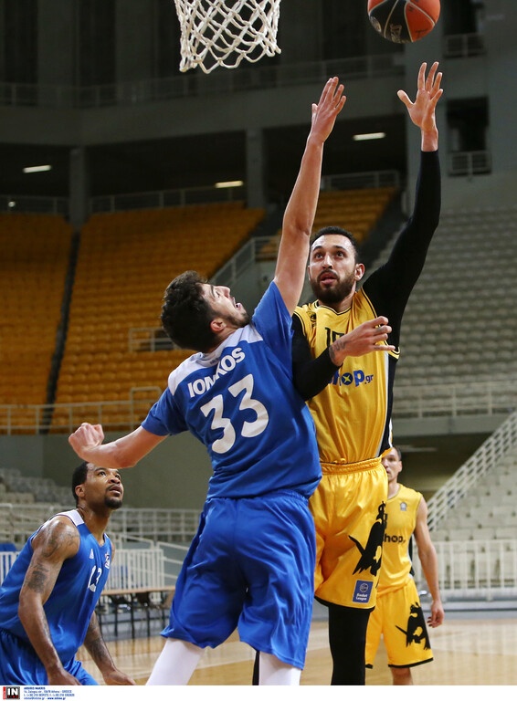 AEK: Προπονητικό φιλικό με… μισή ομάδα!