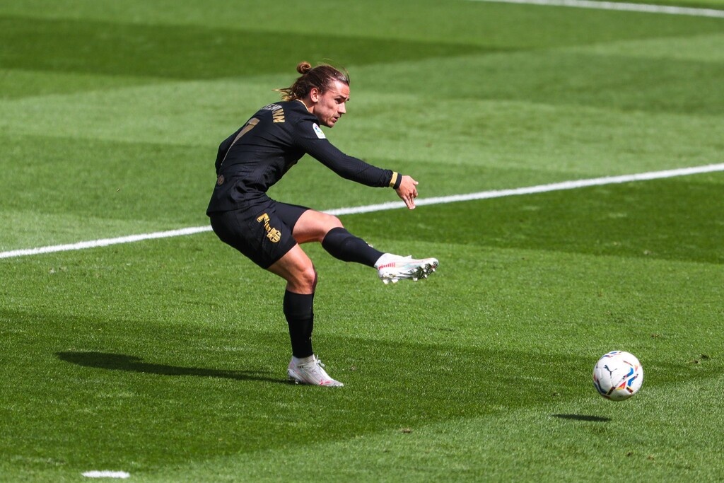 La Liga: Πέρασε απ’ το «Κεράμικα» και πάει για τίτλο η Μπαρτσελόνα! (Videos+Photos)