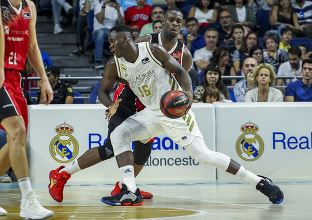 ACB: Κορυφαίος νέος ο Γκαρούμπα (photos+video)