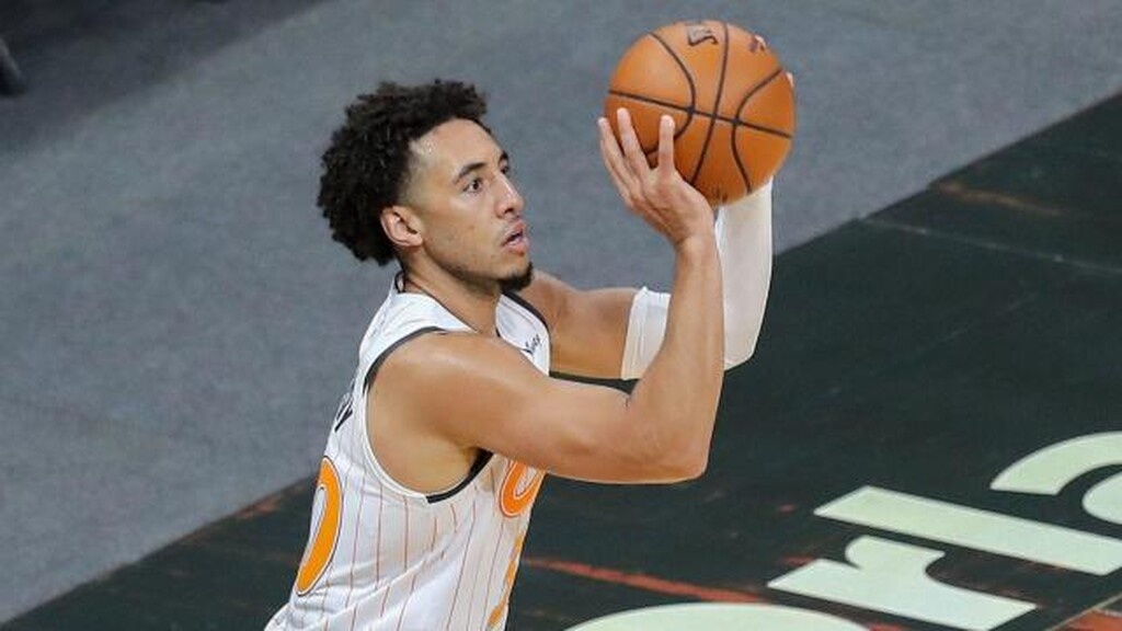 NBA: Φρικιαστικός τραυματισμός - Μεγάλος άτυχος ο Κάναντι των Μάτζικ (video+photos)