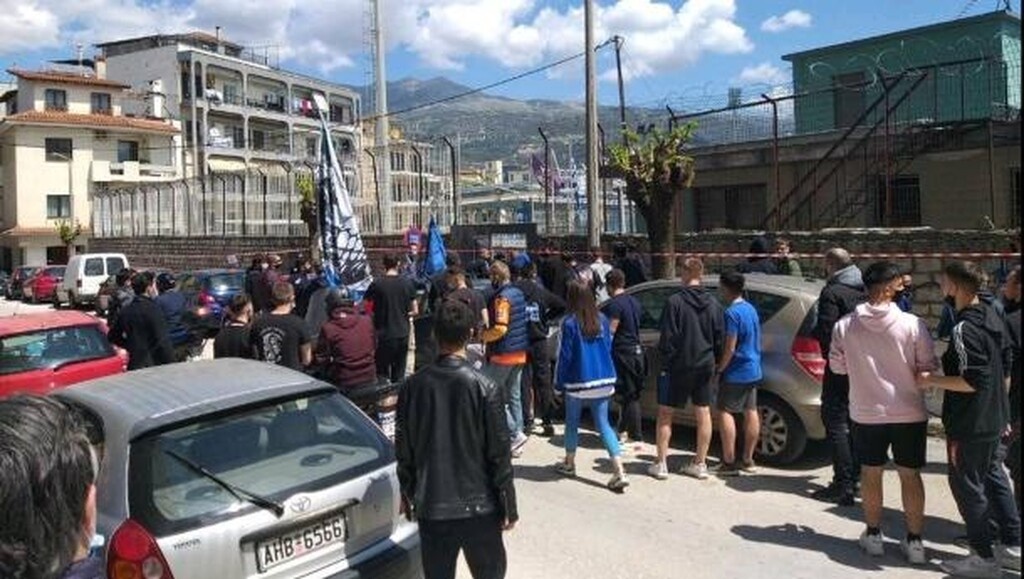 ΠΑΣ Γιάννινα: Οπαδοί στην προπόνηση - «Ντόπες» πριν τον ημιτελικό (photos)