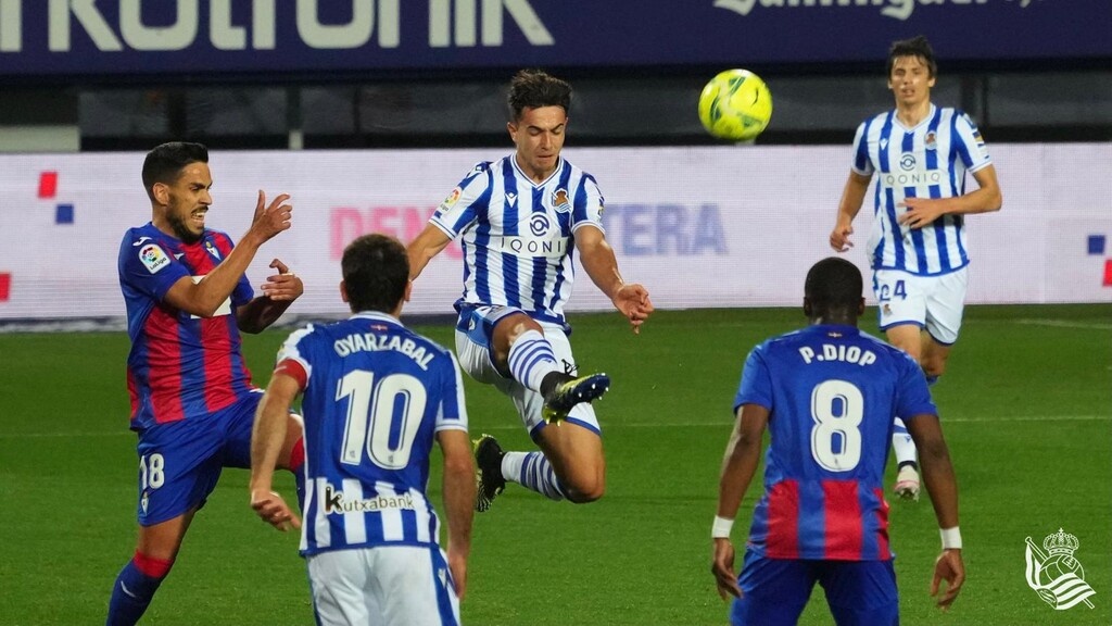 La Liga: Η Ρεάλ Σοσιεδάδ καταδίκασε την Εϊμπάρ (video+photos)