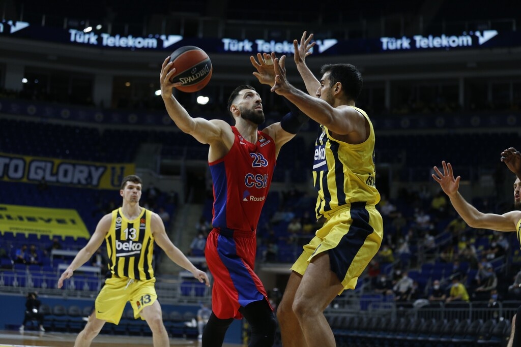 Φενέρμπαχτσε - ΤΣΣΚΑ Μόσχας 68-85: Με «σκούπα» και «όργια» Κλάιμπερν στο Final-4 (videos+photos)