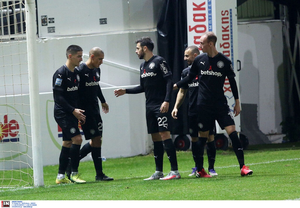 ΟΦΗ: Χαμόγελα για Νιόπλια πριν τους τελικούς παραμονής! (photos)