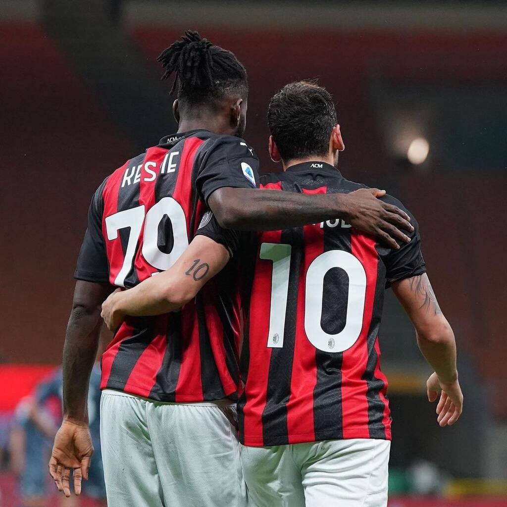 Serie A: Δεύτερη και περιμένει η Μίλαν! (Photos)