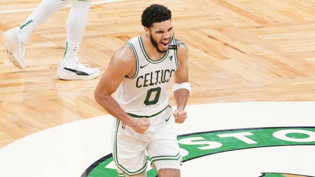 NBA: Η 60άρα του Τέιτουμ (video+photos)
