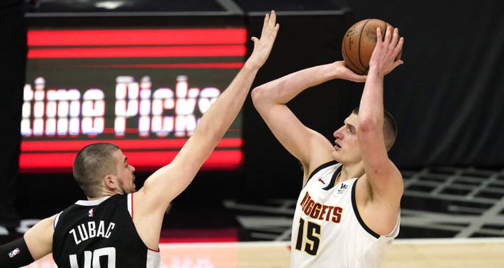 NBA: Δεν παίζεται ο Γιόκιτς (video+photos)