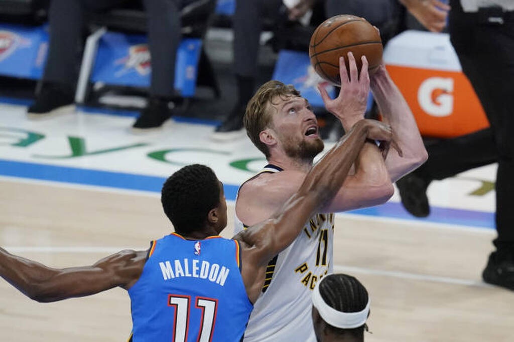 NBA: Το μήλο κάτω από τη μηλιά - Μαγικός Σαμπόνις (video)
