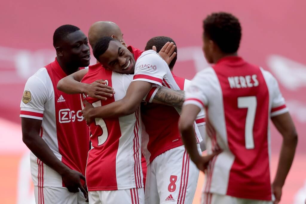 Ολλανδία: Κατέκτησε τον 35ο τίτλο ο Άγιαξ! (photos+video)
