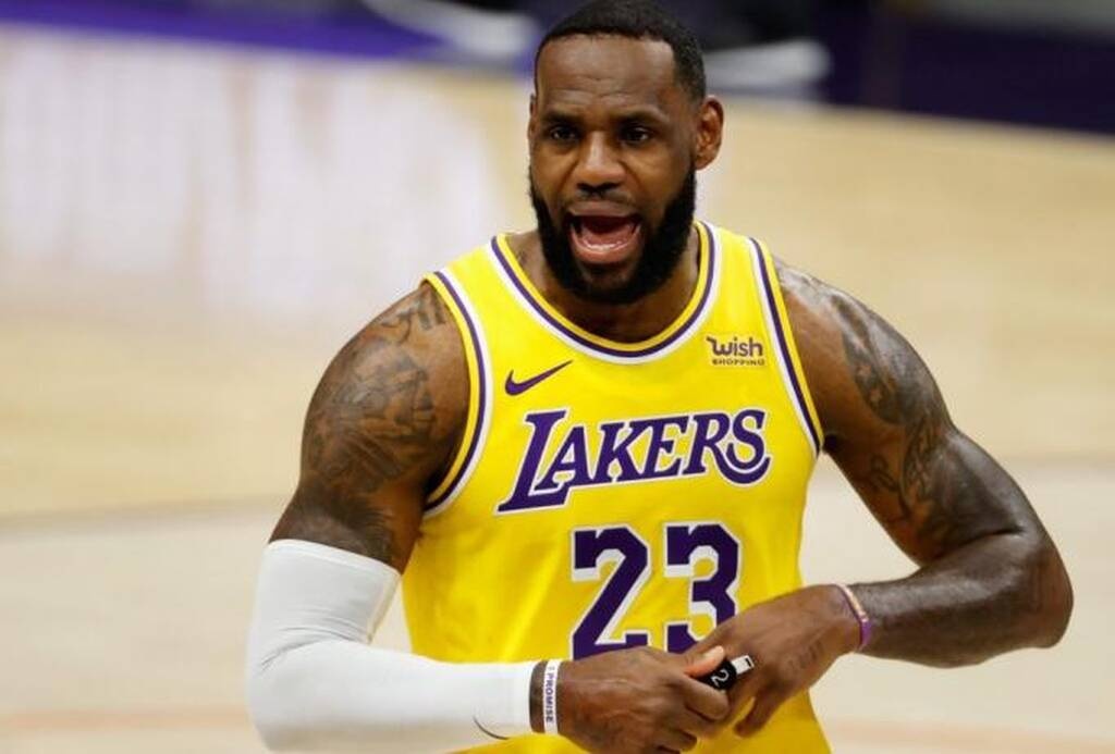 NBA: Αγωνία για Λεμπρόν στους Λέικερς