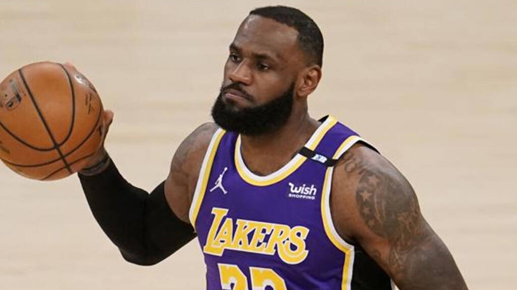 NBA: Αγωνία για Λεμπρόν στους Λέικερς