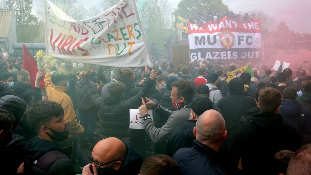 Μάντσεστερ Γιουνάιτεντ-Λίβερπουλ: Δεν έχει οριστεί το παιχνίδι