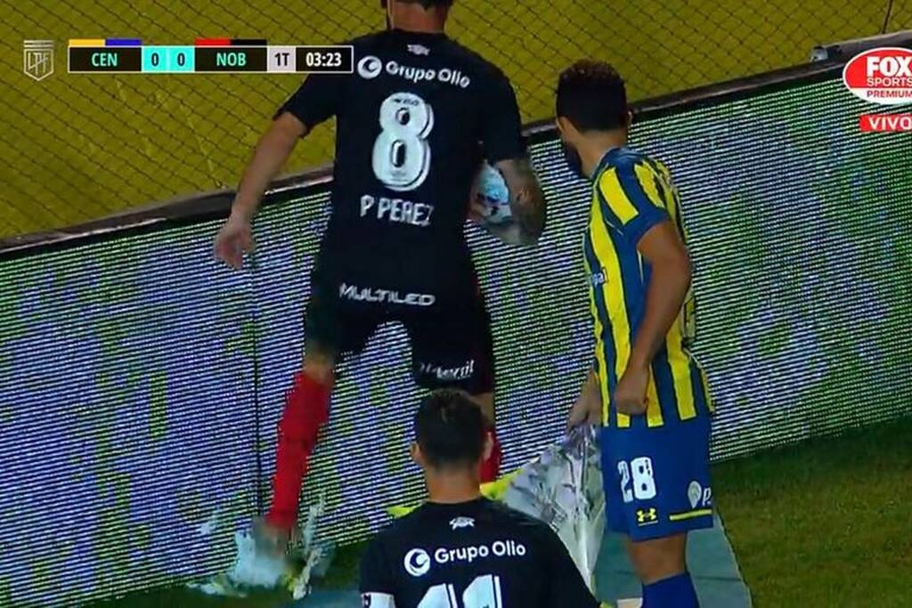 Αργεντινή: Διακοπή στο ντέρμπι του Ροσάριο λόγω drone (photos+video)