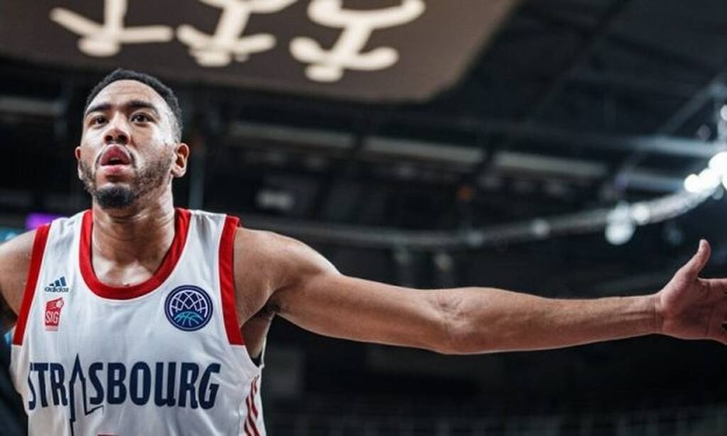 BCL: Πολυτιμότερος ο Κόλσον (photos+video)