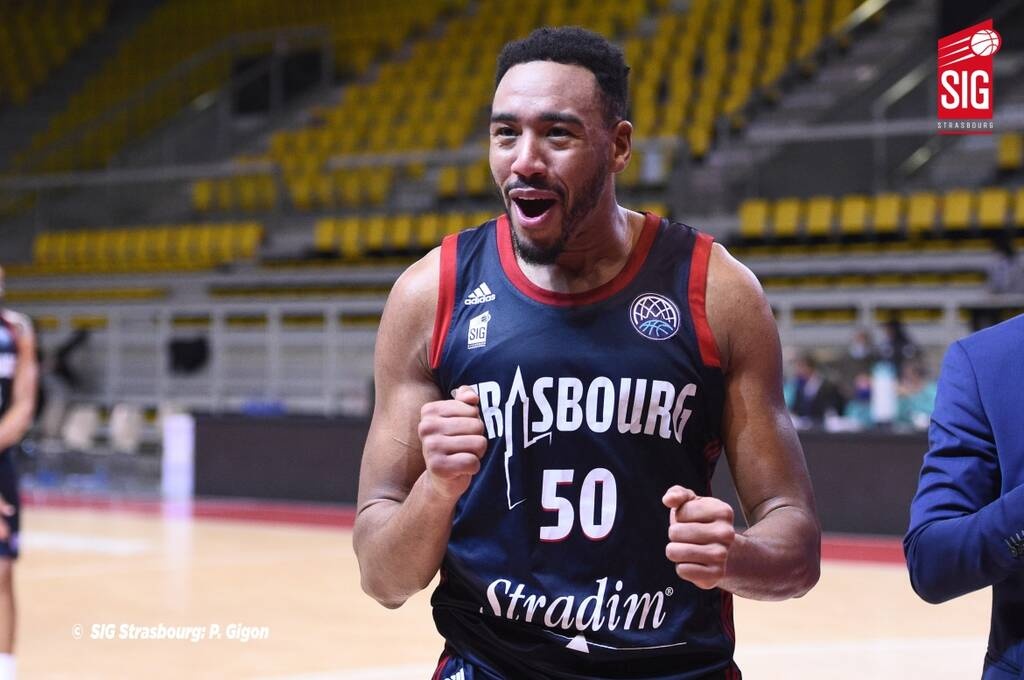 BCL: Πολυτιμότερος ο Κόλσον (photos+video)