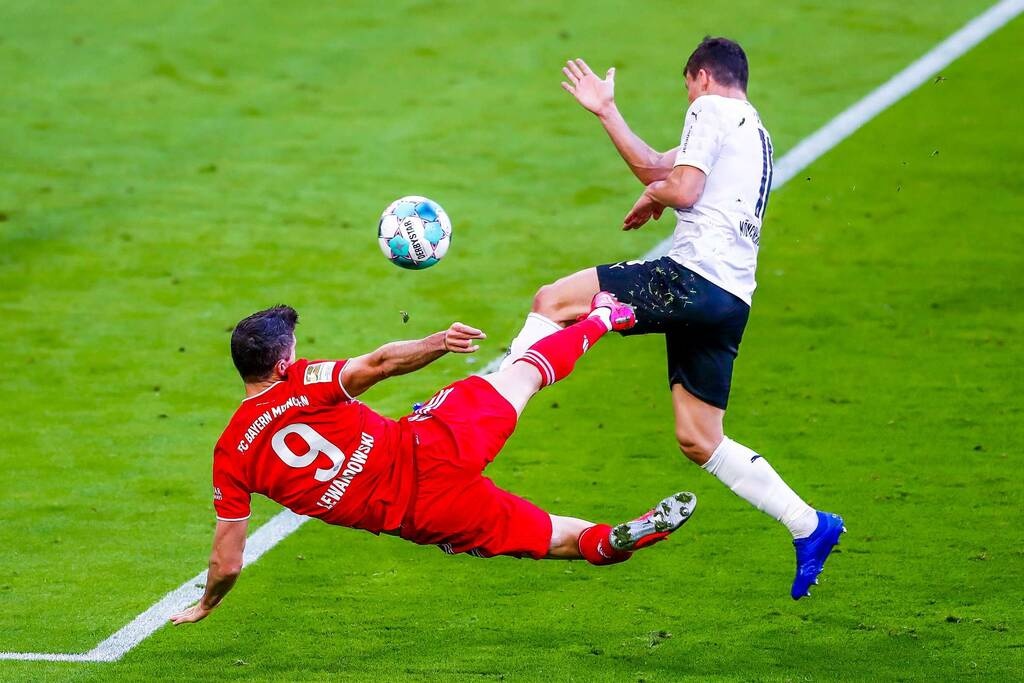Το ρεκόρ του Λεβαντόφσκι και ο Βαζέχα! (Videos+Photos)