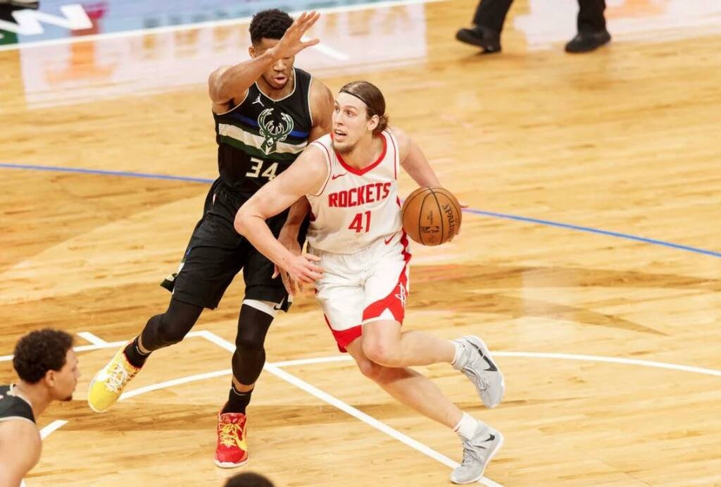 NBA: Οι καλύτερες στιγμές του Γιάννη Αντετοκούνμπο (photos+video)