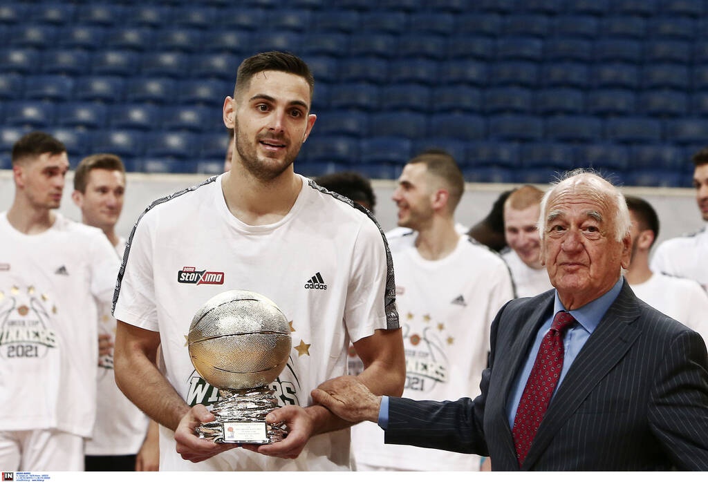 Παναθηναϊκός ΟΠΑΠ: Τα όργια του Παπαπέτρου και η βράβευση του (video+photos)