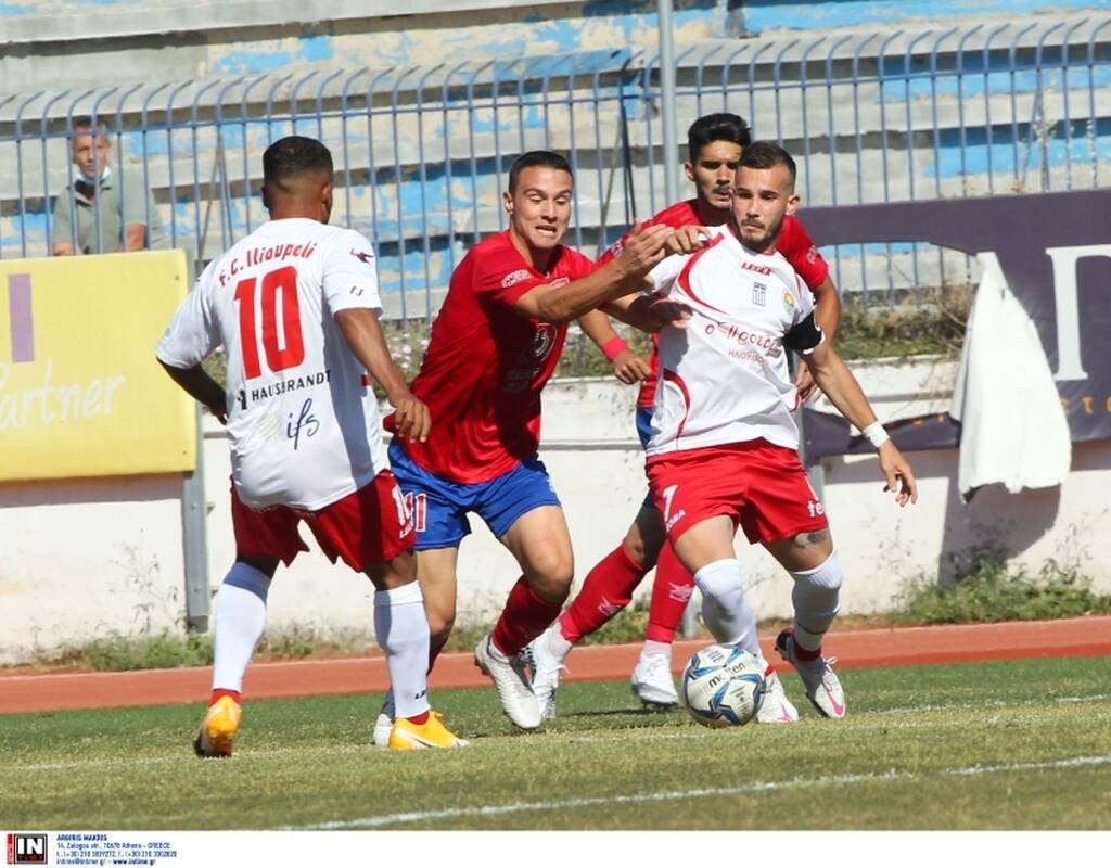 Χάος στη Νέα Σμύρνη πριν το Πανιώνιος-Ηλιούπολη - Μαχαιρώματα με τραυματίες