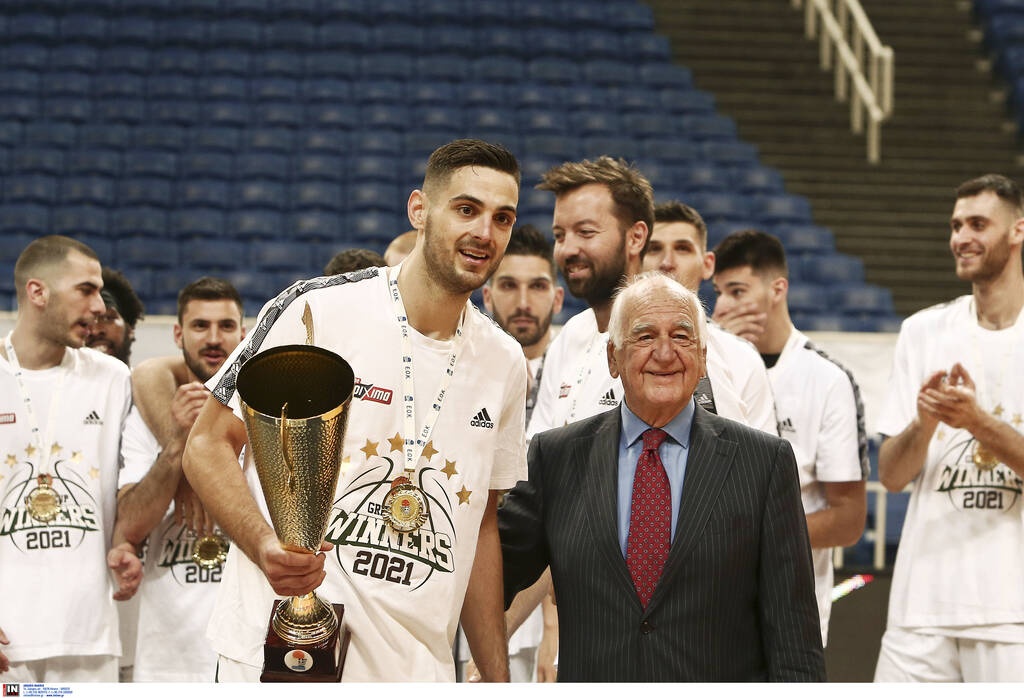 Παναθηναϊκός ΟΠΑΠ: Τα όργια του Παπαπέτρου και η βράβευση του (video+photos)