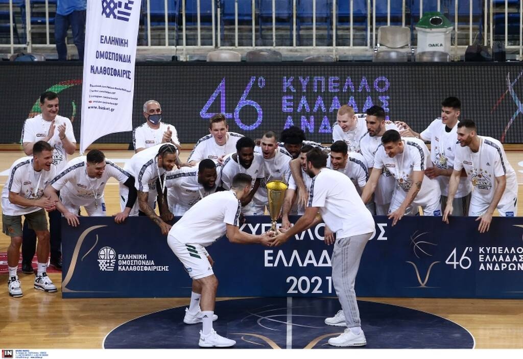 Επικός Κάτας: «Αφού δεν μπορώ να πάω Ρέμο, θα τον ακούσω στο σπίτι»!