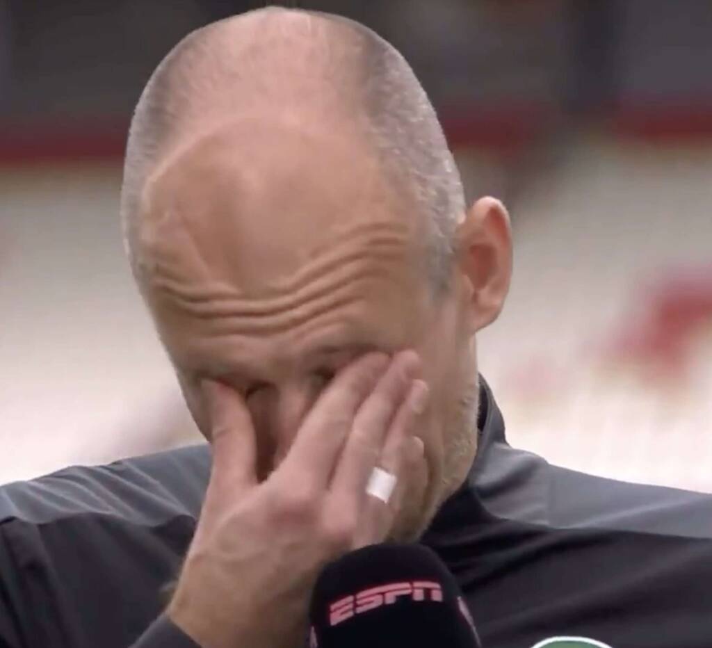 Άριεν Ρόμπεν: Η τέχνη δεν ξεχνιέται-Γύρισε με δύο ασίστ! (Video+Photos)