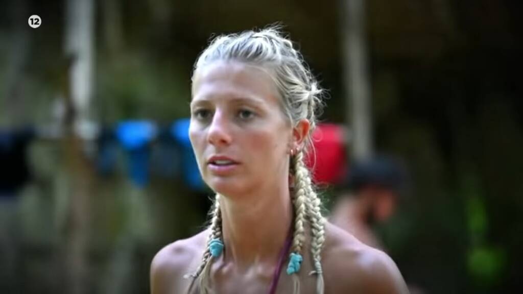 Survivor: Βγήκαν τα μαχαίρια στις καλύβες - Άγριοι καυγάδες - «Αυτό κόφτε το» (photos+video)