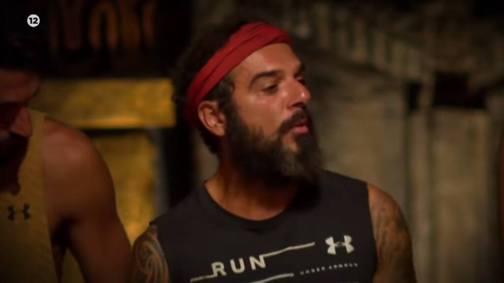 Survivor: Βγήκαν τα μαχαίρια στις καλύβες - Άγριοι καυγάδες - «Αυτό κόφτε το» (photos+video)